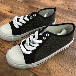 Boys Sneaker Black/Brown Canvas Mens Girls Shoe